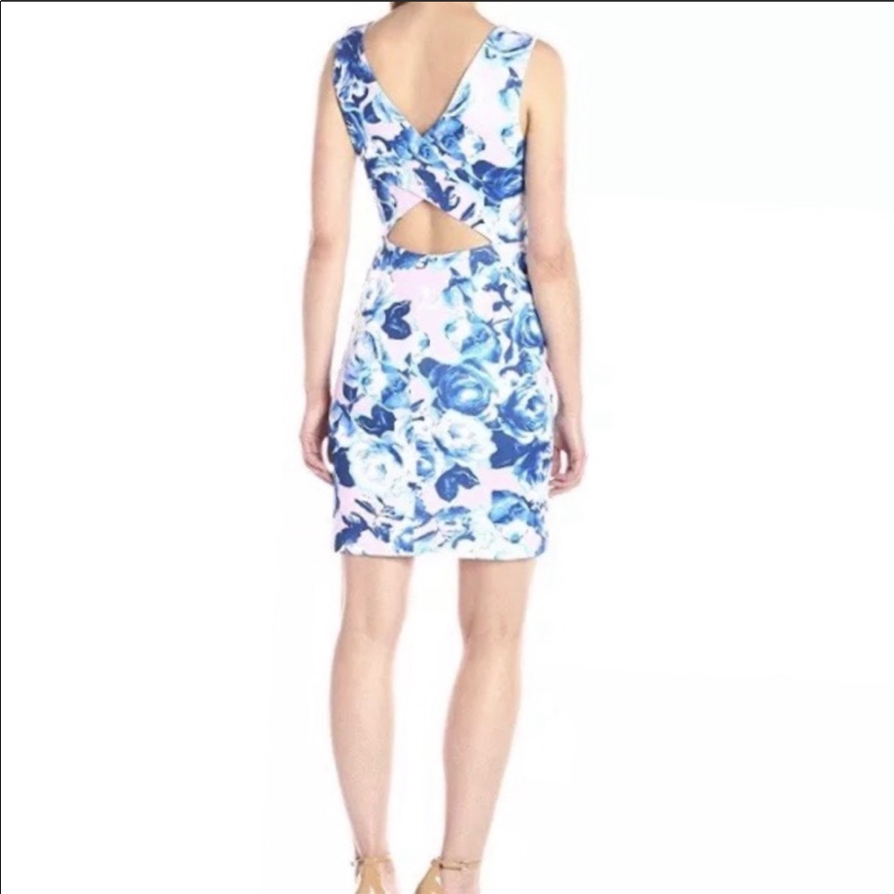 NWT Betsey Johnson Size 14 Floral Sheath Dress
